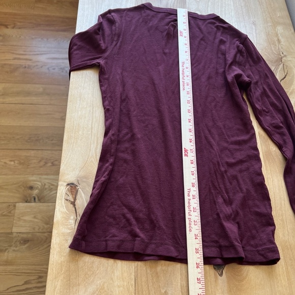 CROWN JEWEL LS TEE SHIRT M CASUAL SOFT STRETCHY CREWNECK PULL ON BURGUNDY - Picture 8 of 11